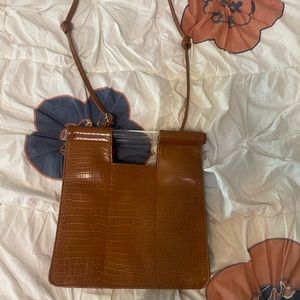 Beis The Crossbody IN COGNAC CROC